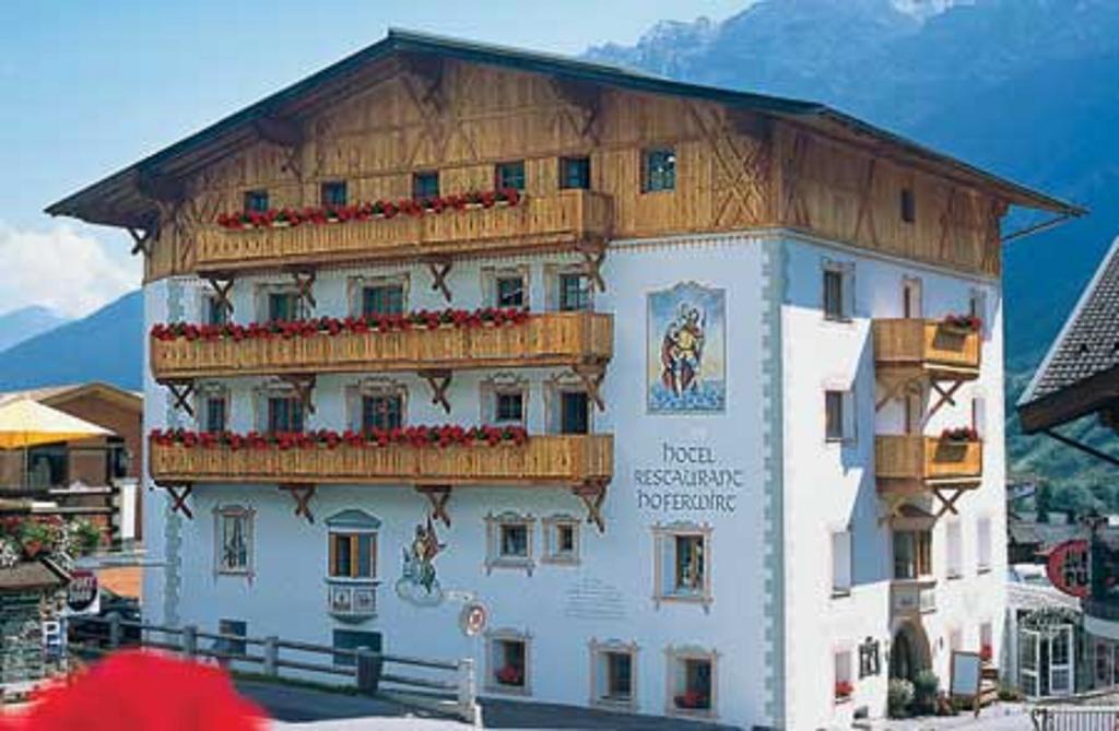 Hotel Hoferwirt Neustift im Stubaital Exterior photo