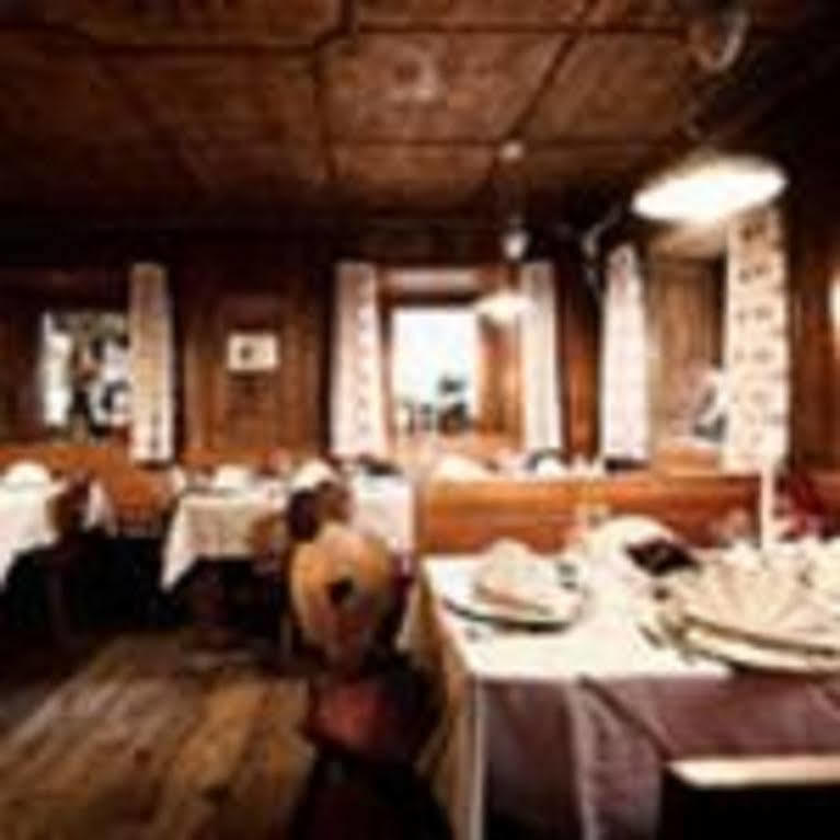 Hotel Hoferwirt Neustift im Stubaital Exterior photo